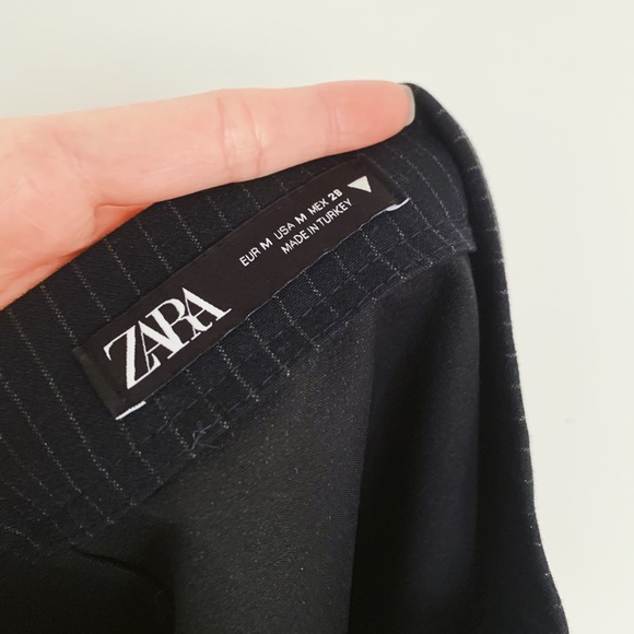 High waisted pinstripe miniskirt - Picture 3 of 9